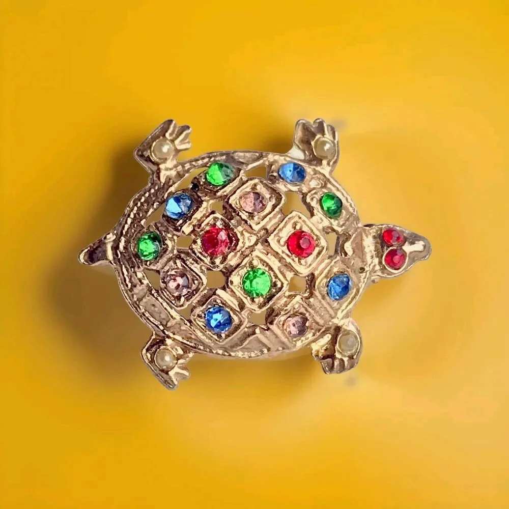 Turtle Fancy Multi Color Jeweled Brooch Pin Vintage Gold Tone